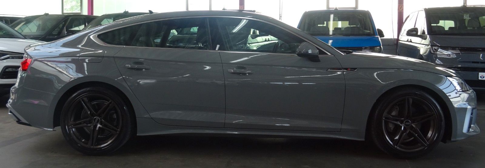 Audi A5 SPORTBACK 40 TDI QUATTRO S-LINE*ACC*AHK*STHZ*