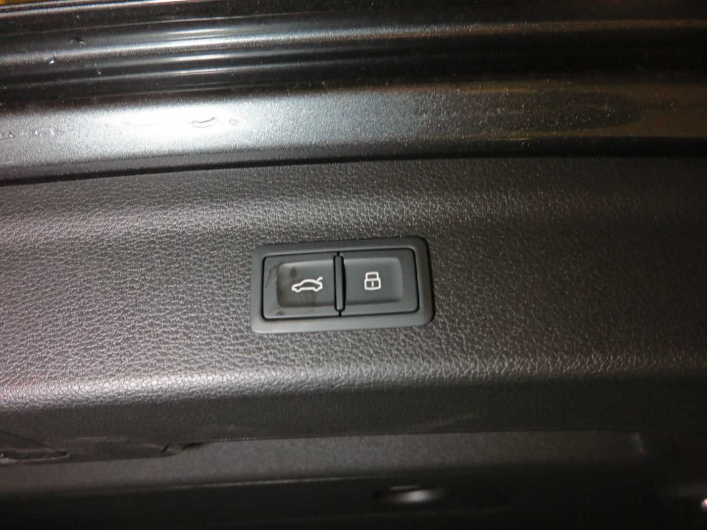 Audi Q3 40 TDI 2.0 SCR quattro S tronic S line Navi