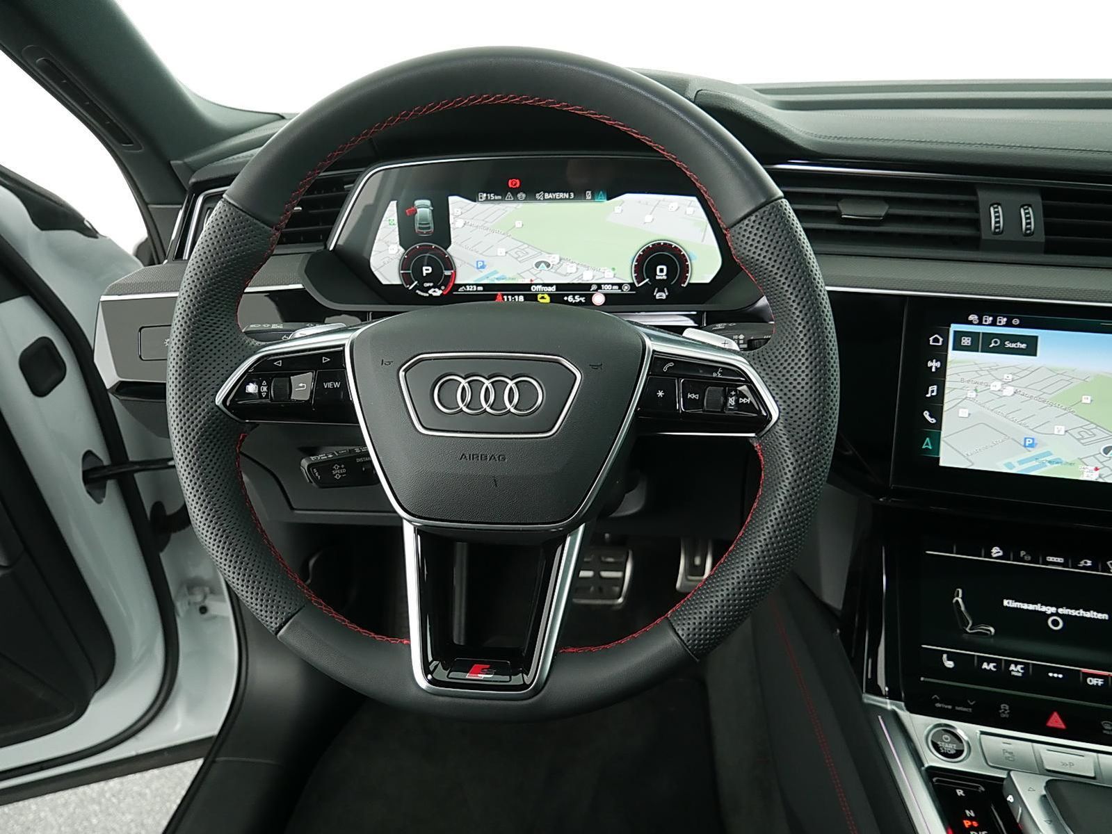Audi Q8 Sportback S line 55 e-tron quattro - Samsaru's Car Outlet