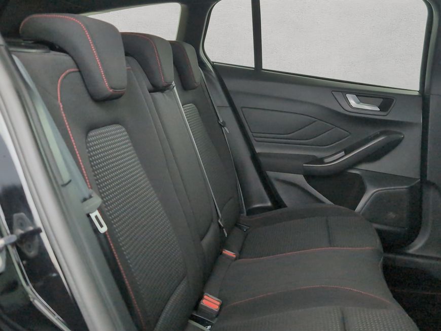 Ford Focus Turnier Hybrid Aut. ST-LINE X AHK+LED+NAVI