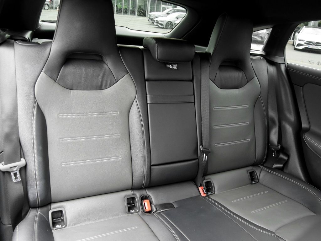 Mercedes-Benz CLA 200 d 4MATIC Shooting Brake - Samsaru's Car Outlet