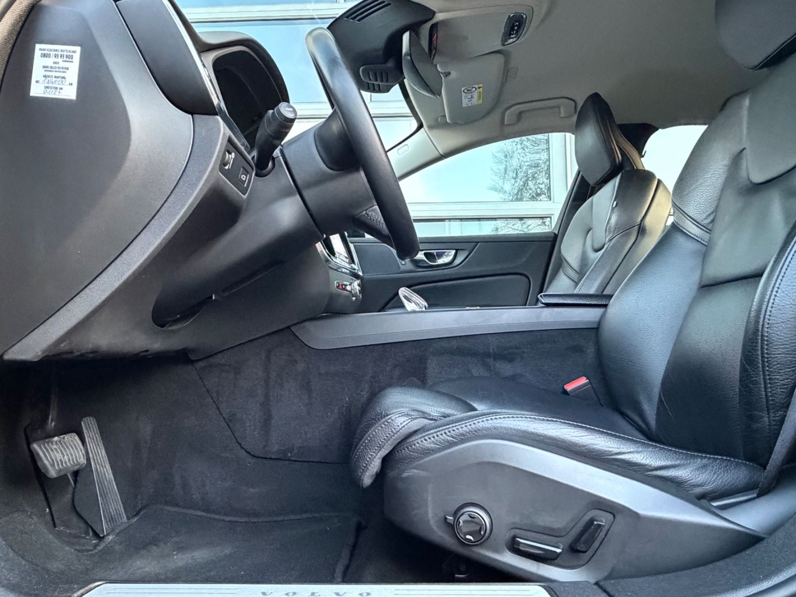 Volvo S60 B4 B INSCRIPTION*LEDER*MEMORY*LED*KEY*NAVI