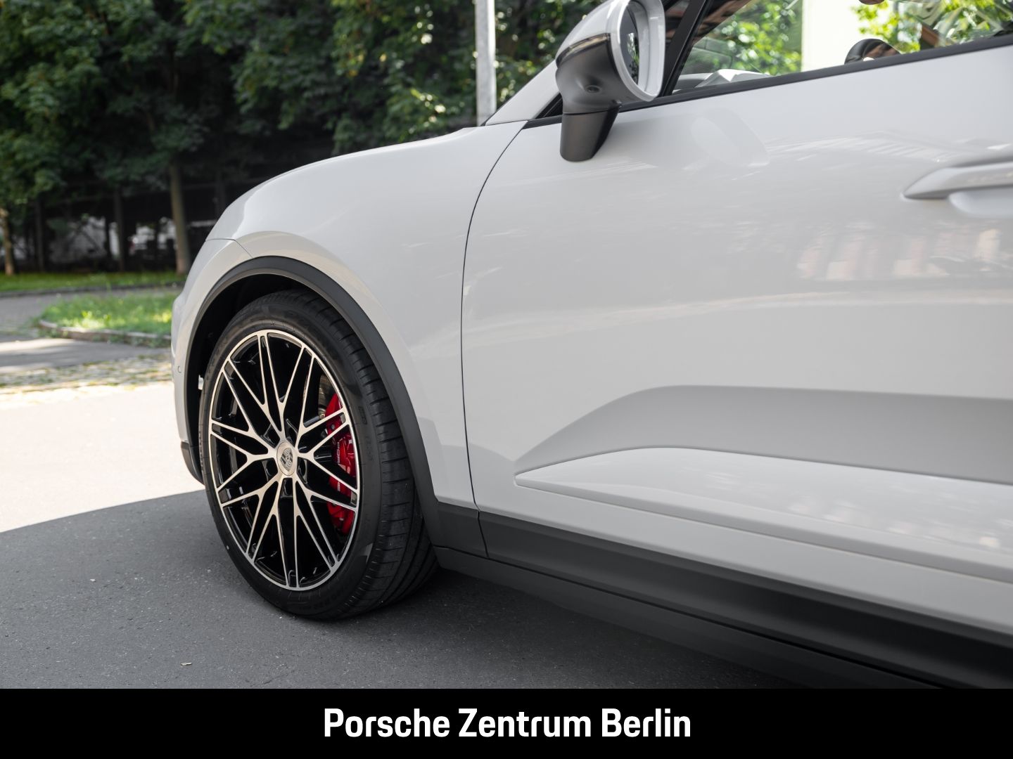 Porsche Macan 4S BOSE Luftfederung Panorama InnoDrive