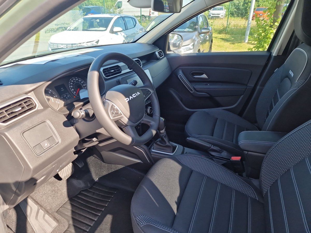 Dacia Duster TCe 150 EDC - Samsaru's Car Outlet