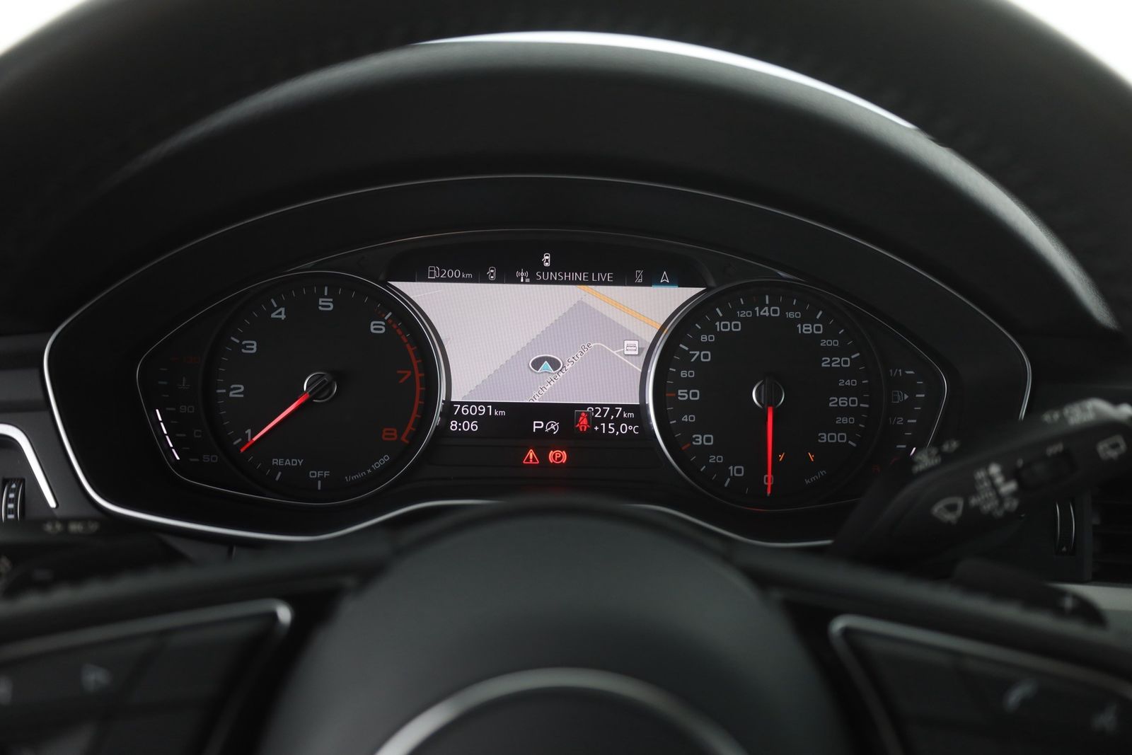 Audi A4 Avant 35 TFSI advanced - Samsaru's Car Outlet