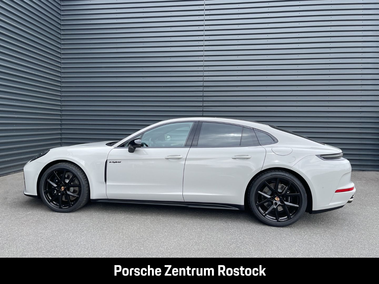 Porsche Panamera 4 E-Hybrid Active-Ride Burmester
