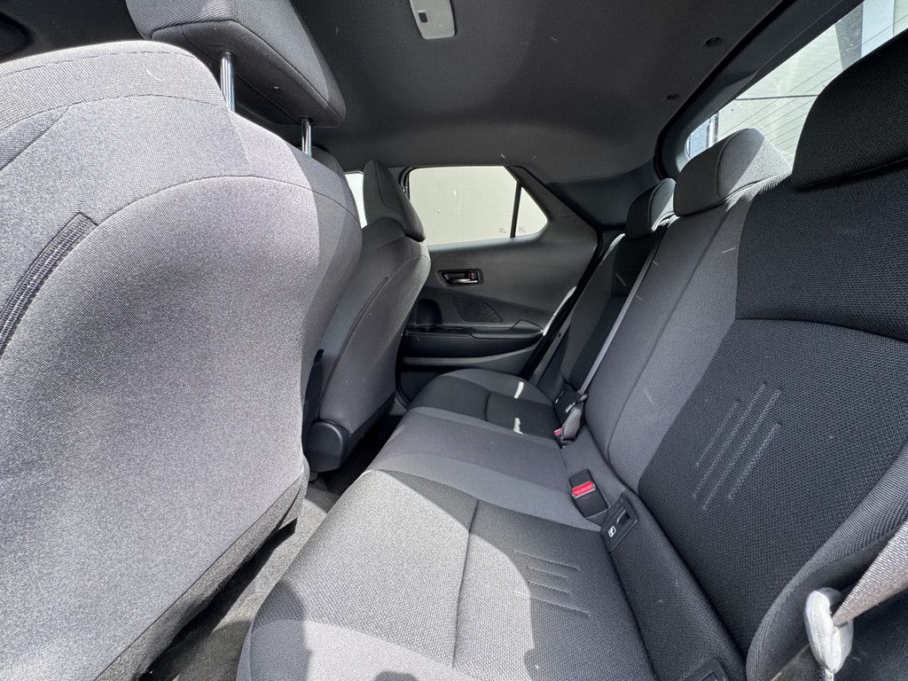 Toyota C-HR 1.8 Hybrid FWD Team Deutschland