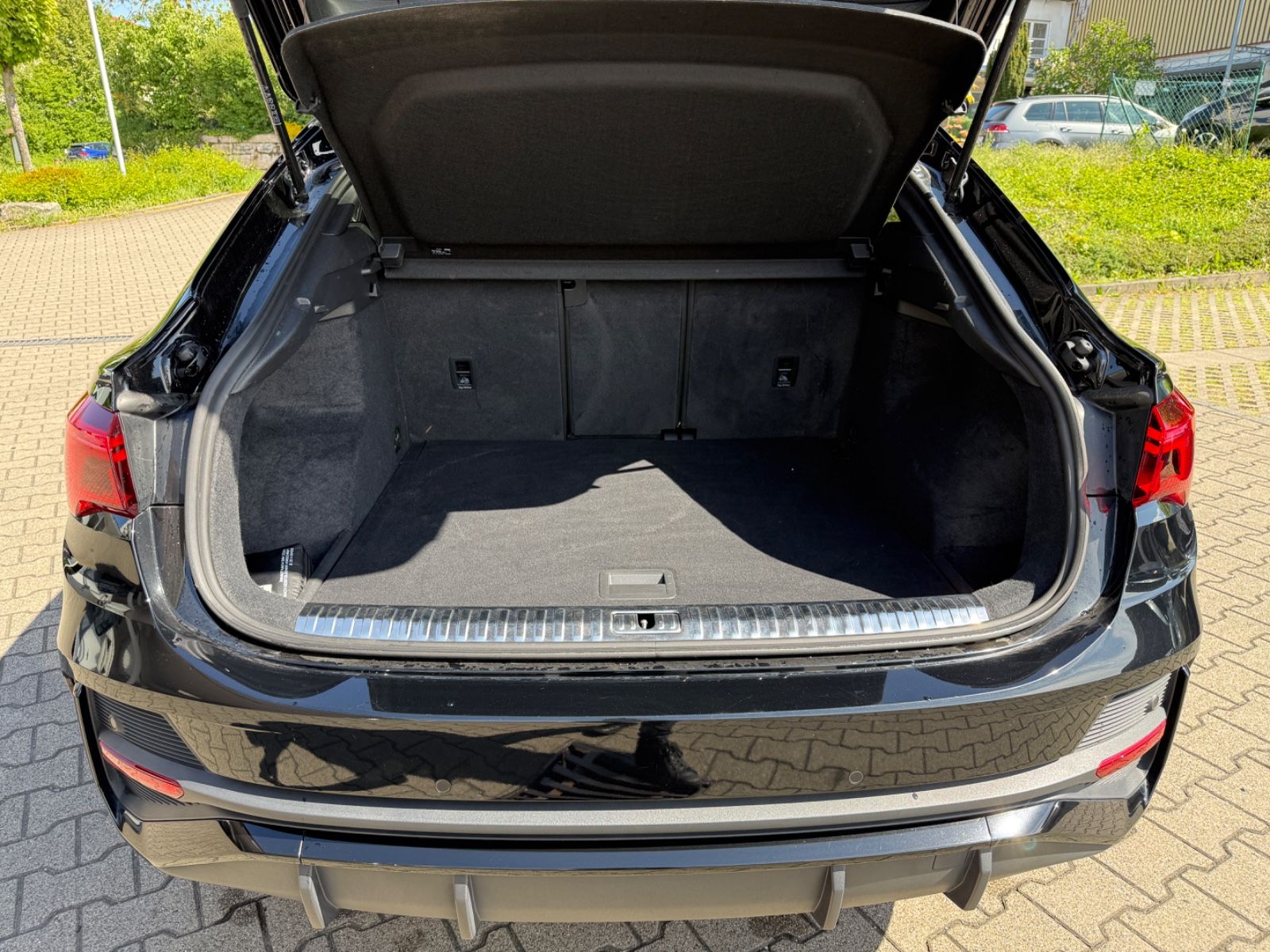 Audi Q3 Sportback 40 TDI quattro S line - Samsaru's Car Outlet