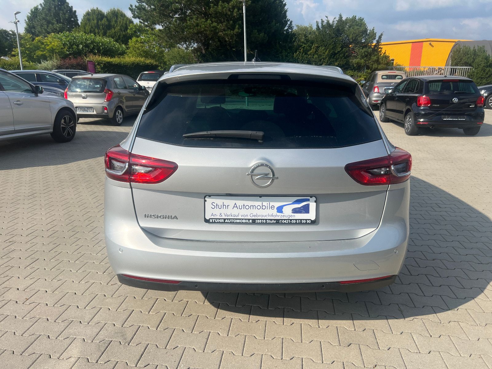 Opel Insignia B Sports Tourer Aut. - Samsaru's Car Outlet