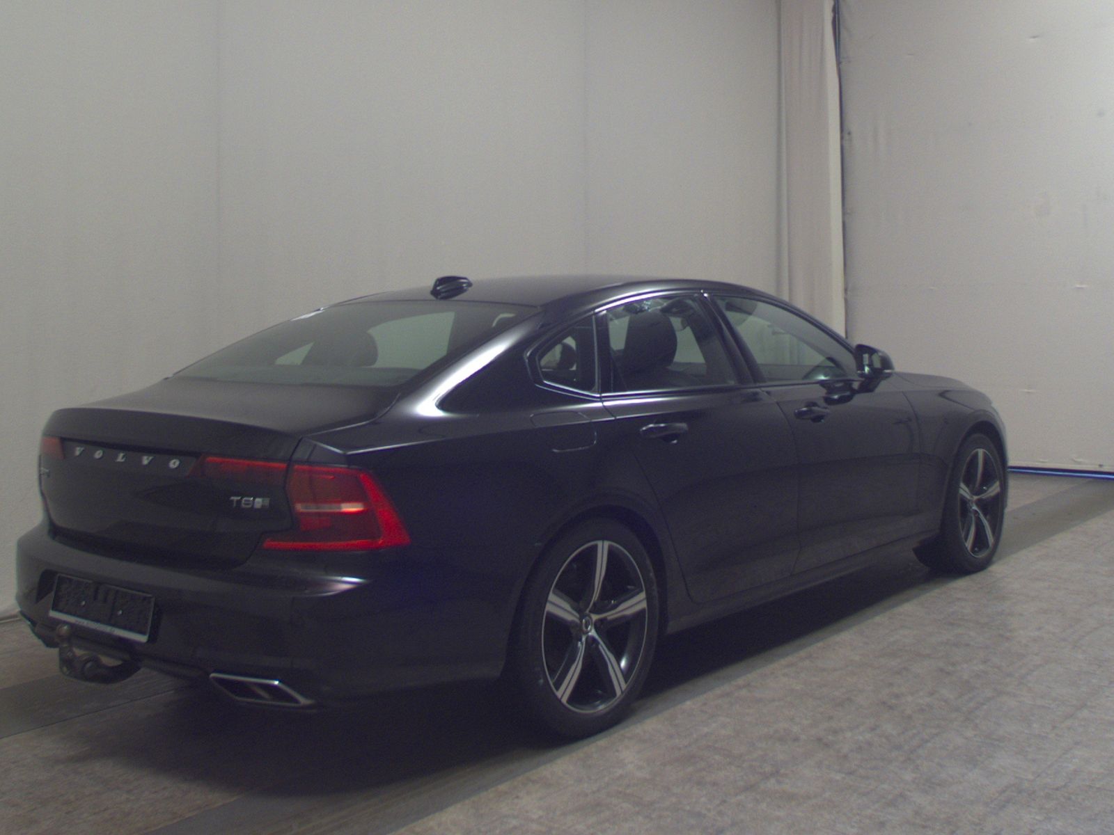 Volvo S90 T8 AWD Hybrid R-Design Navi LED HuD H-K 360°