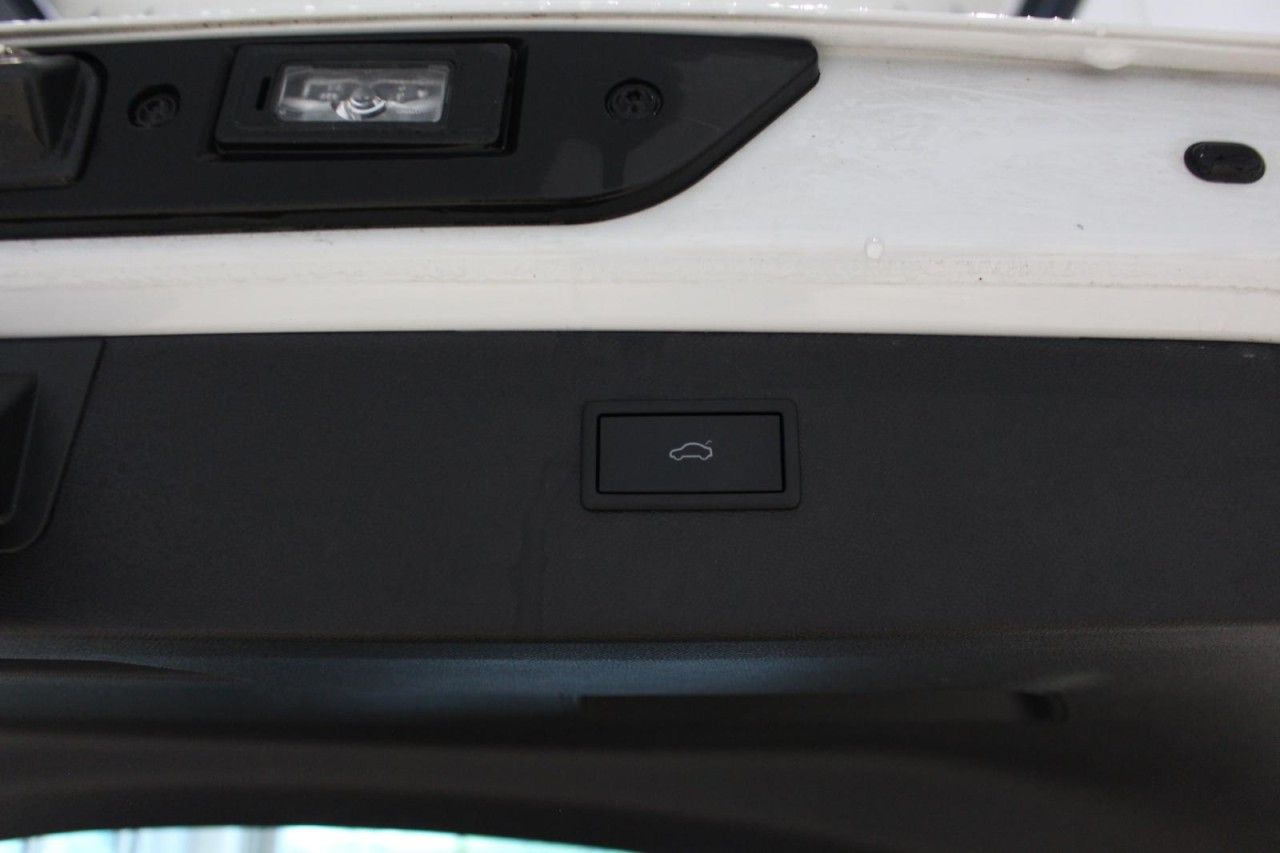 Cupra Formentor VZ 2.0TSI DSG 4Drive LED/NAVI/PDC/AHK