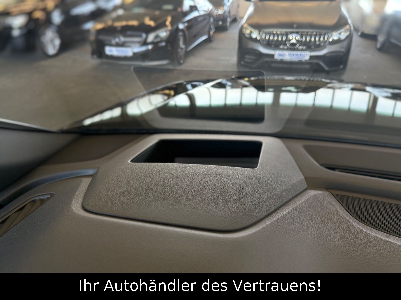 Audi Q8 50 TDI quattro S-Line - Samsaru's Car Outlet
