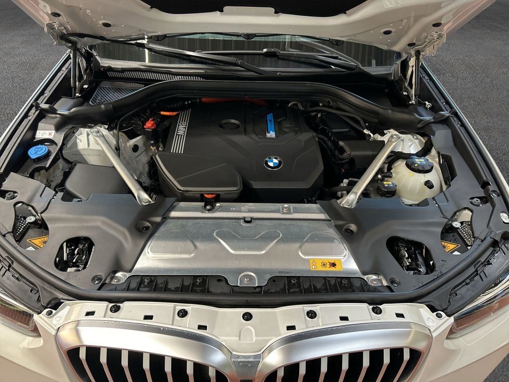 BMW X3 xDrive30e - Samsaru's Car Outlet