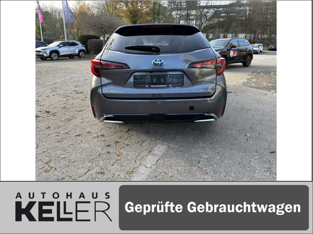 Toyota Corolla 1.8 Hybrid Touring Sports Teamplayer