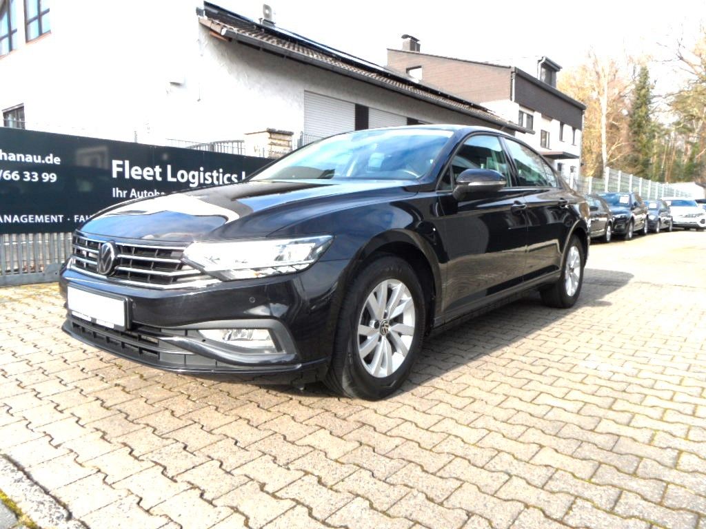 Volkswagen Passat 2.0 TDI SCR DSG - Samsaru's Car Outlet