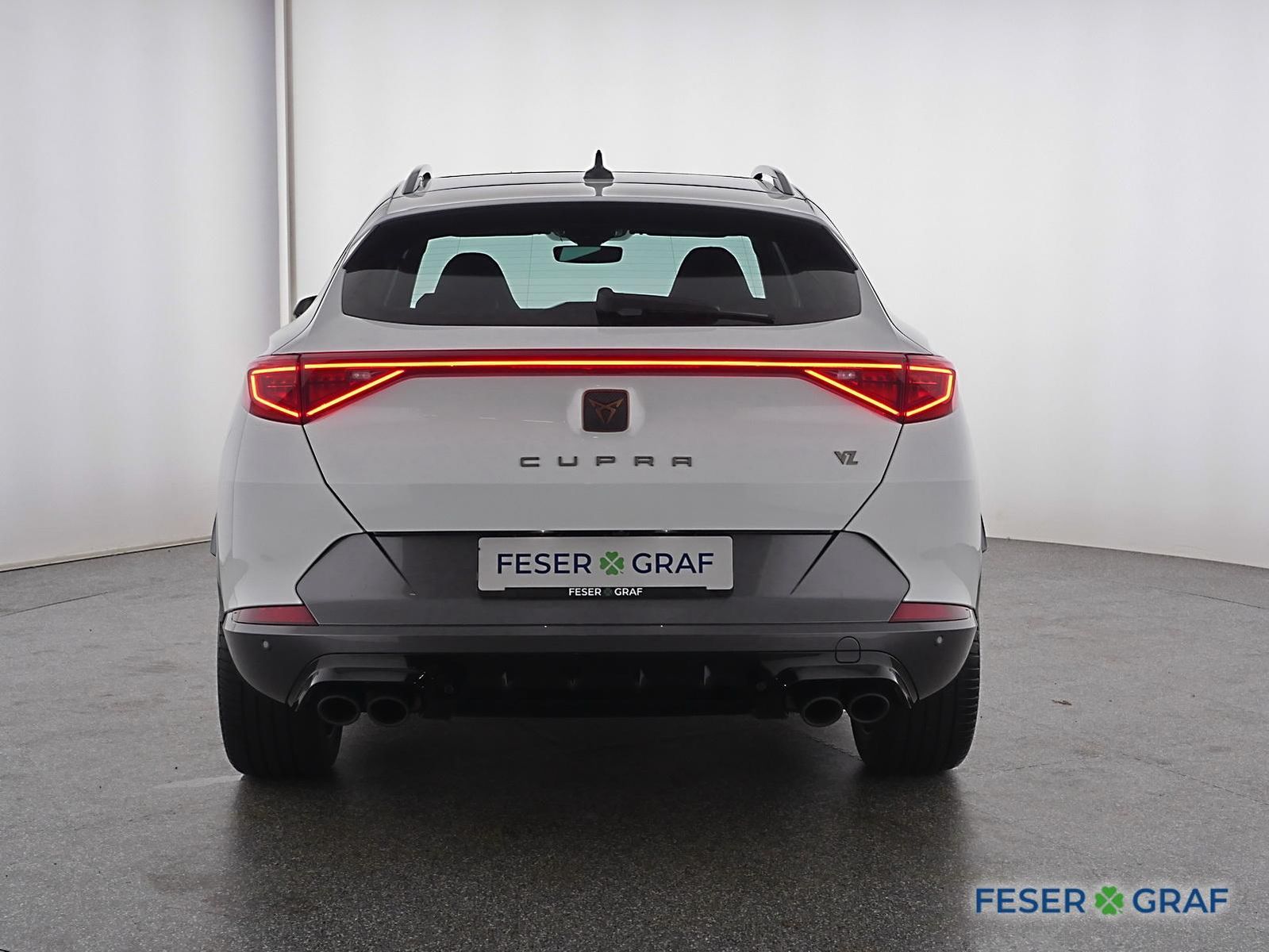 Cupra Formentor VZ 2.0 TSI 4Drive MATRIX PANO AHK NAVI