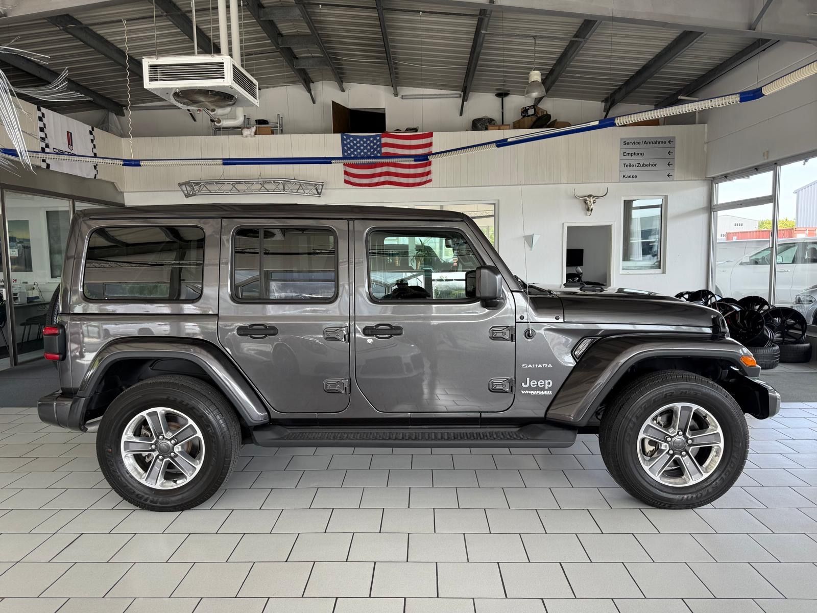 Jeep Wrangler 3.6 V6 Sahara one touch sky roof LED