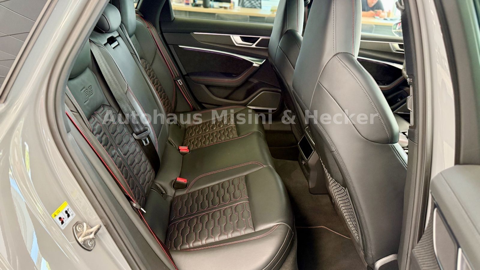 Audi RS6 Avant / Keramik / B&O A / Panorama / 305km/h