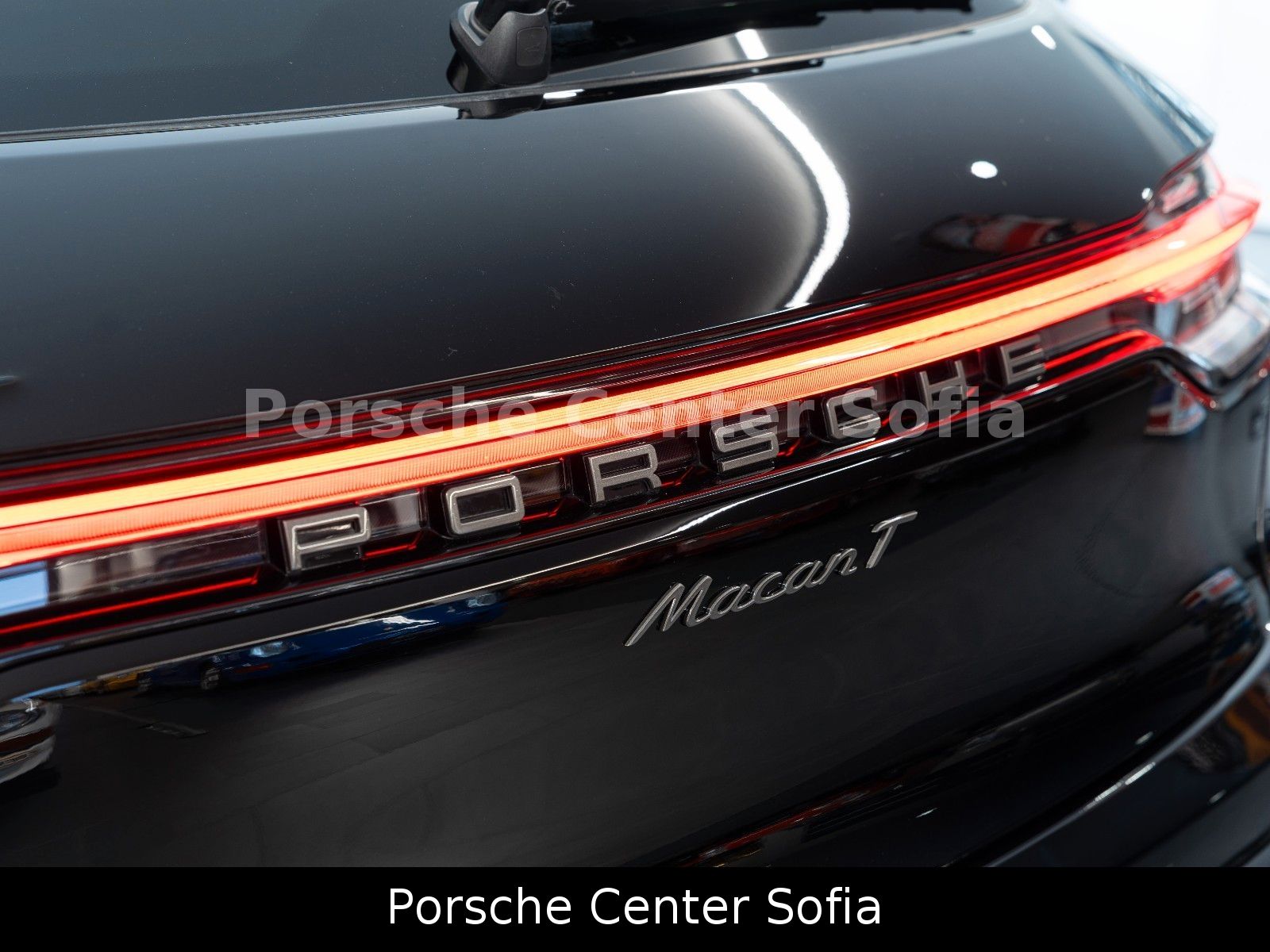 Porsche Macan T
