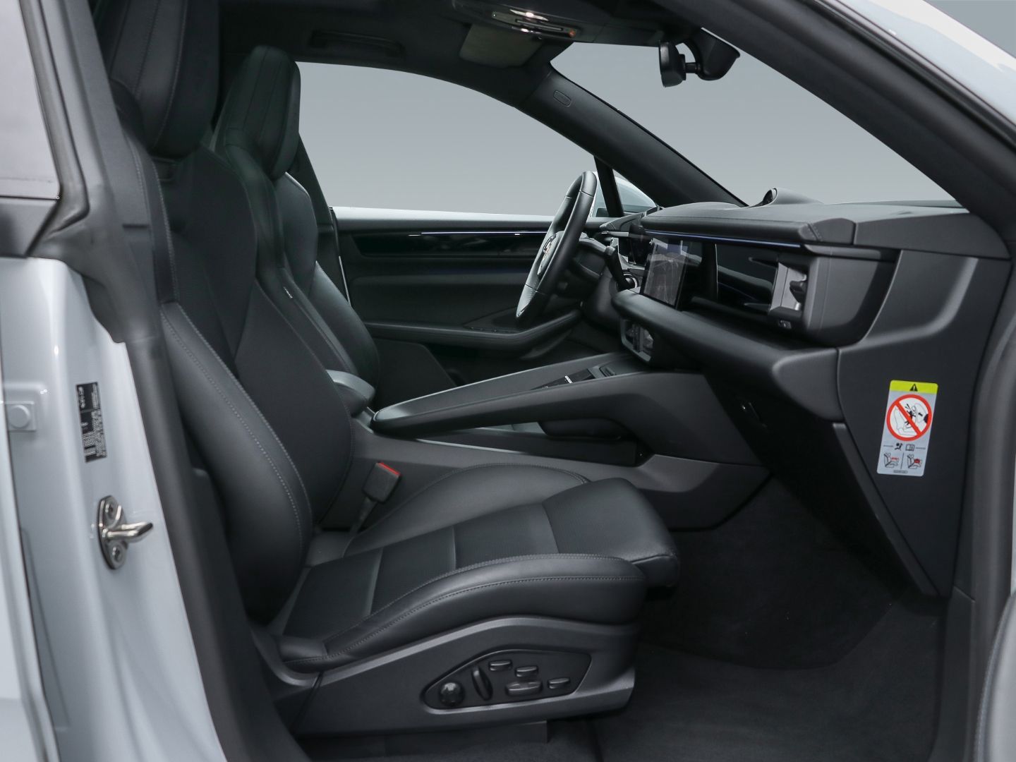 Porsche Macan 4 HA-Lenkung LED-Matrix Surround-View BOSE
