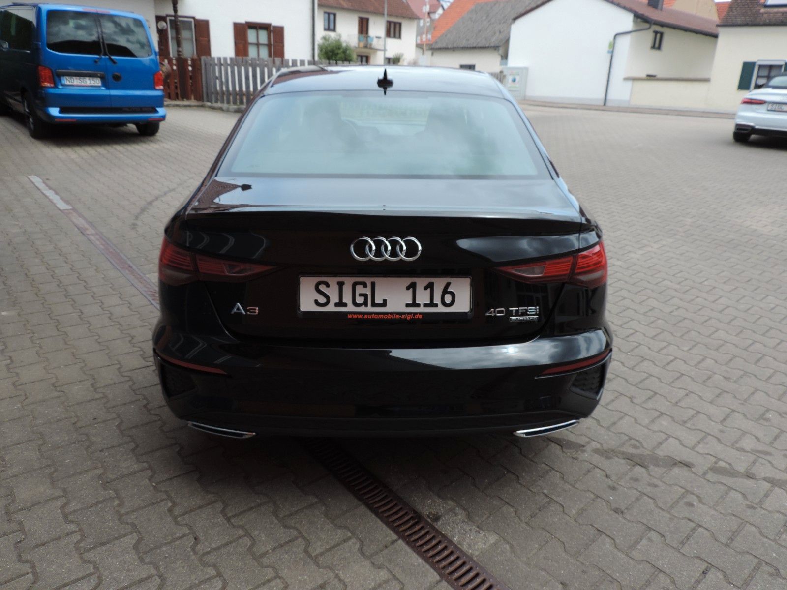 Audi A3 Limousine 40 TFSI quattro S line - Samsaru's Car Outlet