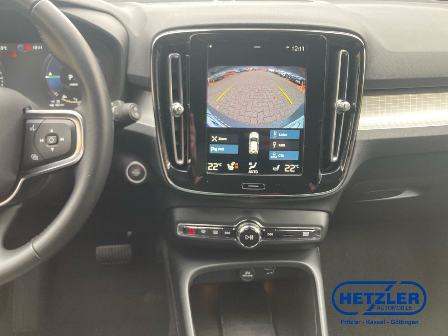Volvo XC40 R Design Expression Recharge Plug-In Hybrid