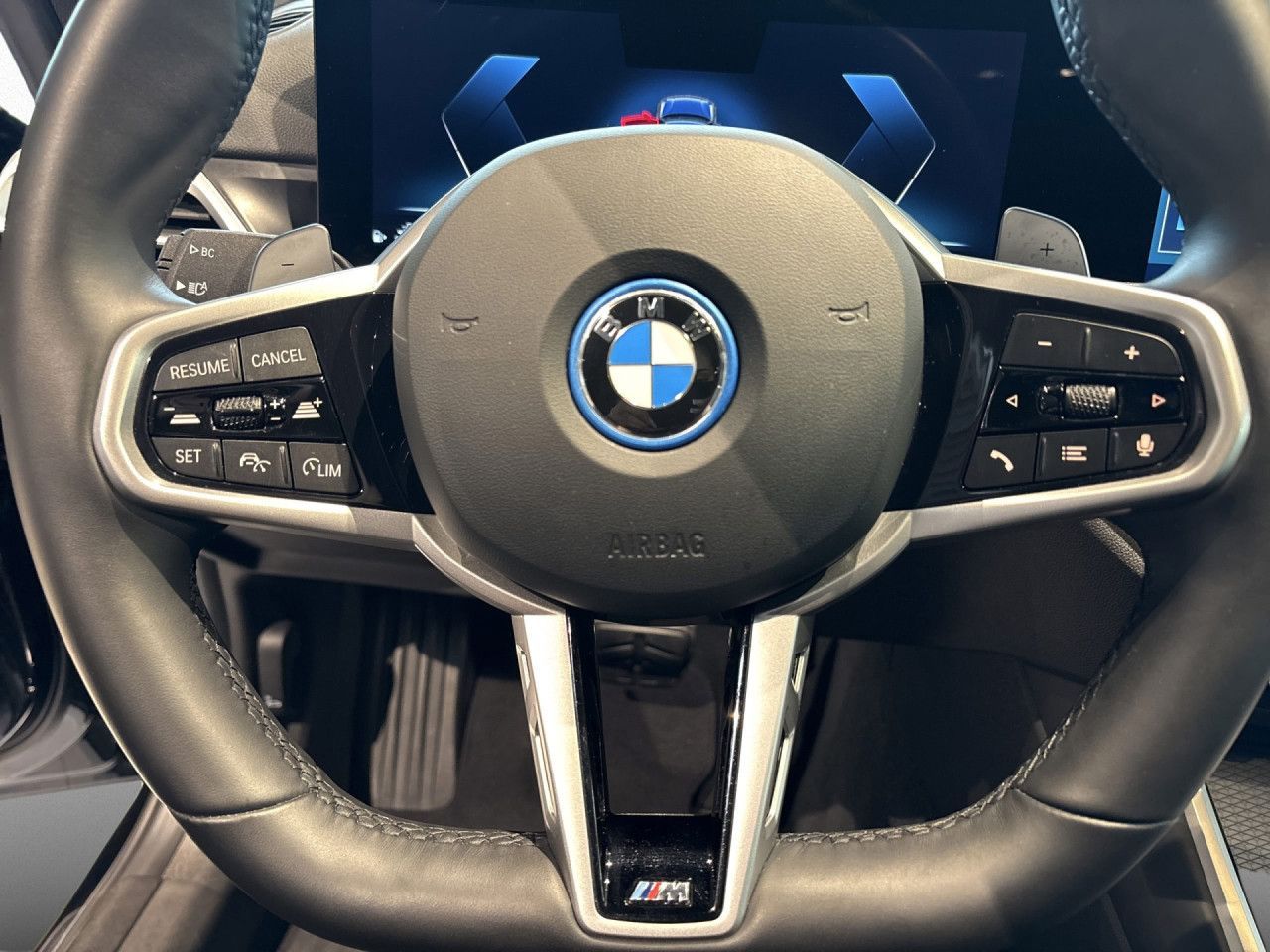 BMW 330e xDrive Lim M Sport HUD,360°,DA,ACC,Memory