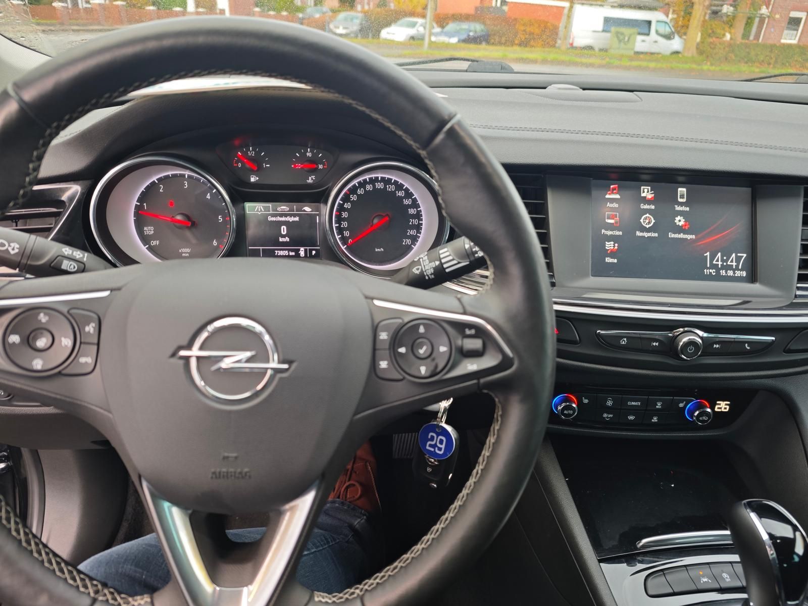 Opel Insignia 1.6 CDTI Innovation - Samsaru's Car Outlet