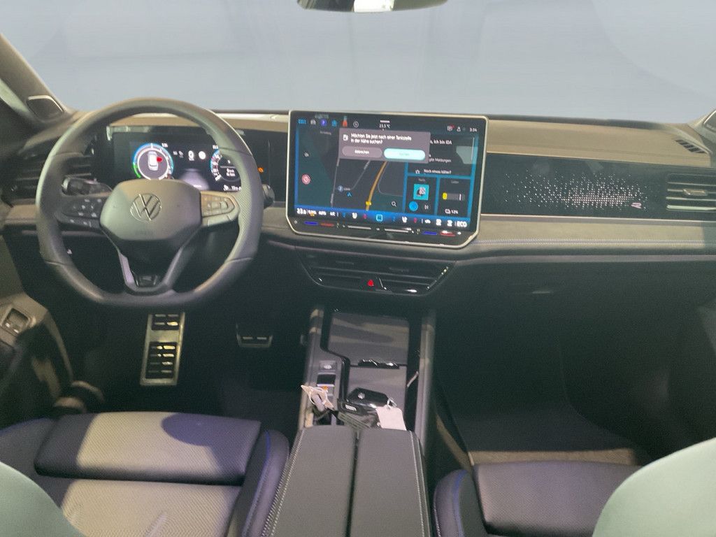 Volkswagen Passat 1.5 eHybrid DSG R-Line PANO MATRIX-LED
