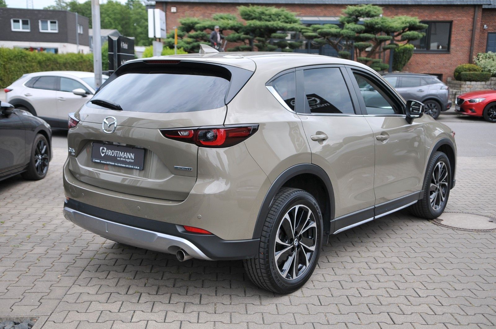 Mazda CX-5 SoMo SKYACT-D184 Aut.AWD Newground 360°/AHK