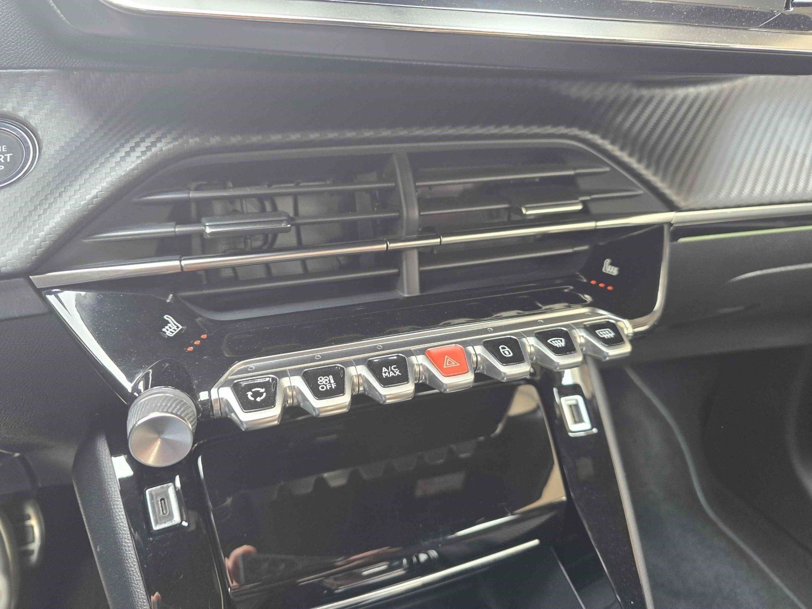 Peugeot 208 GT - Samsaru's Car Outlet