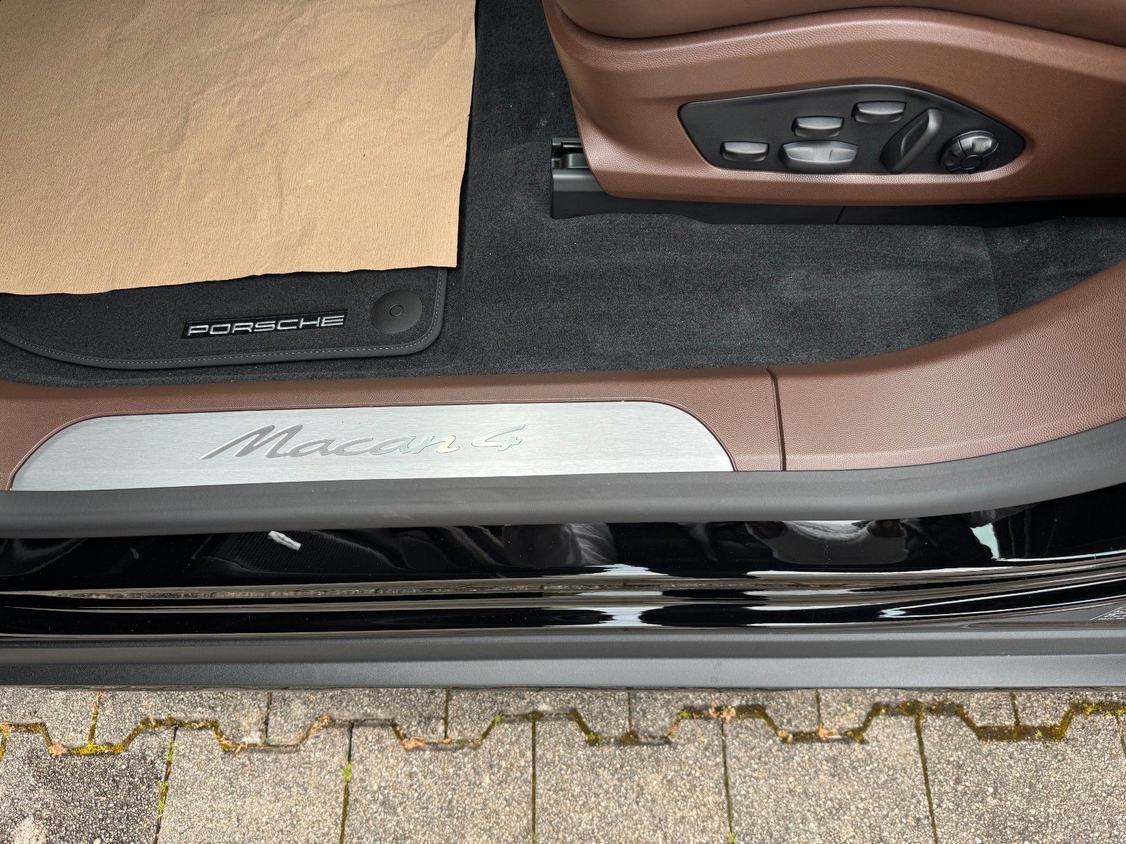 Porsche Macan Electric 4 *Offroad-Design-Paket /VOLL...