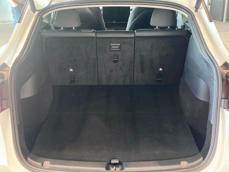 Tesla Model Y AWD Long Range Dual Motor Enh.Autopilot