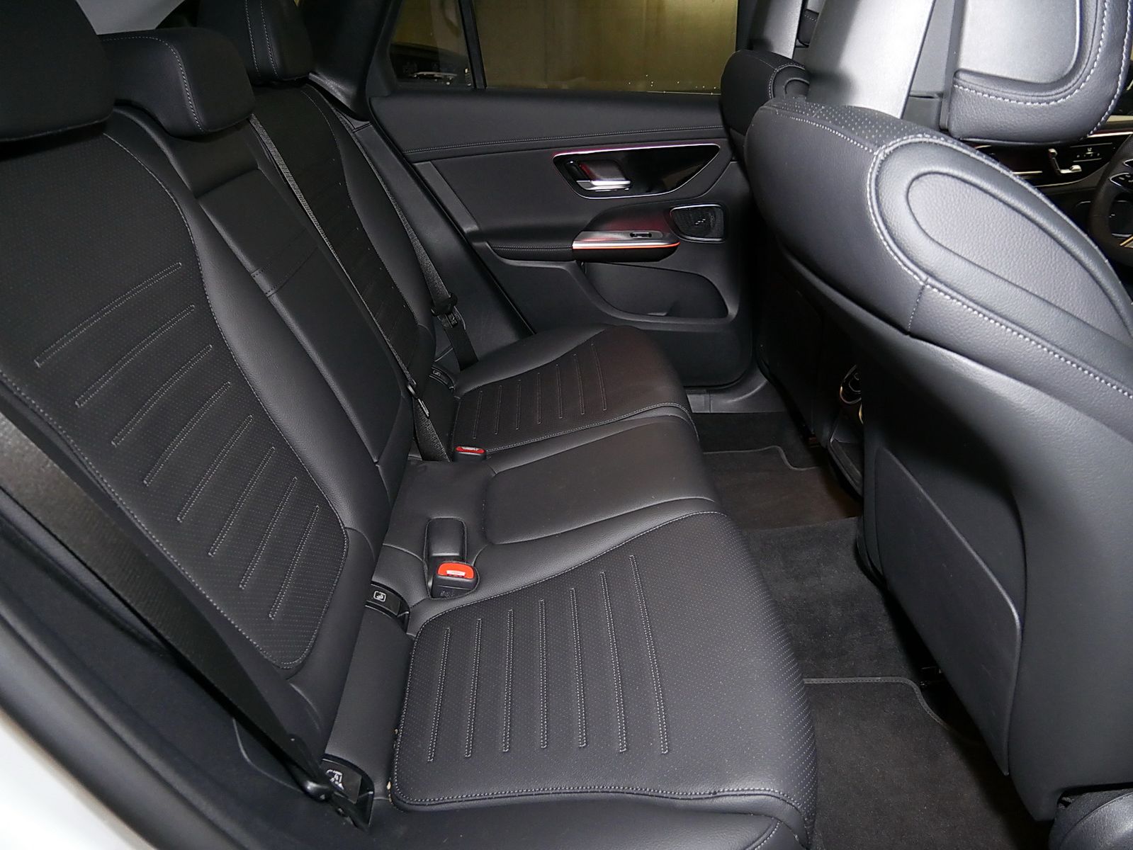 Mercedes-Benz GLC 200 d 4M AMG - Samsaru's Car Outlet