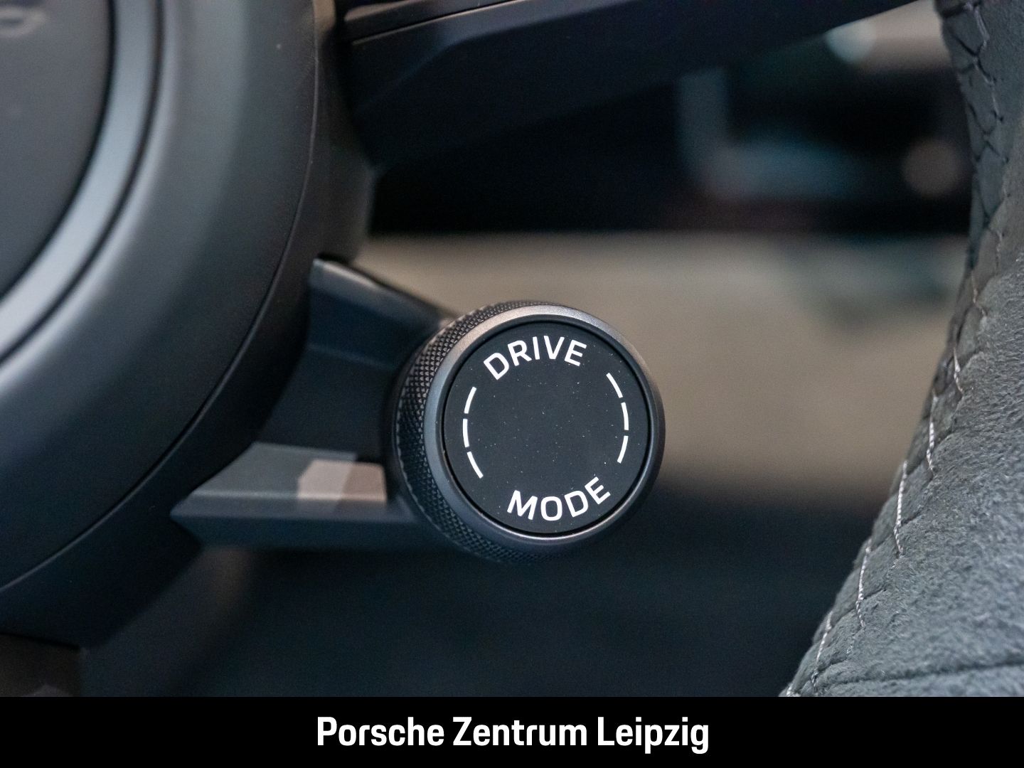 Porsche Taycan GTS Sport Turismo HeadUp InnoDrive Matrix