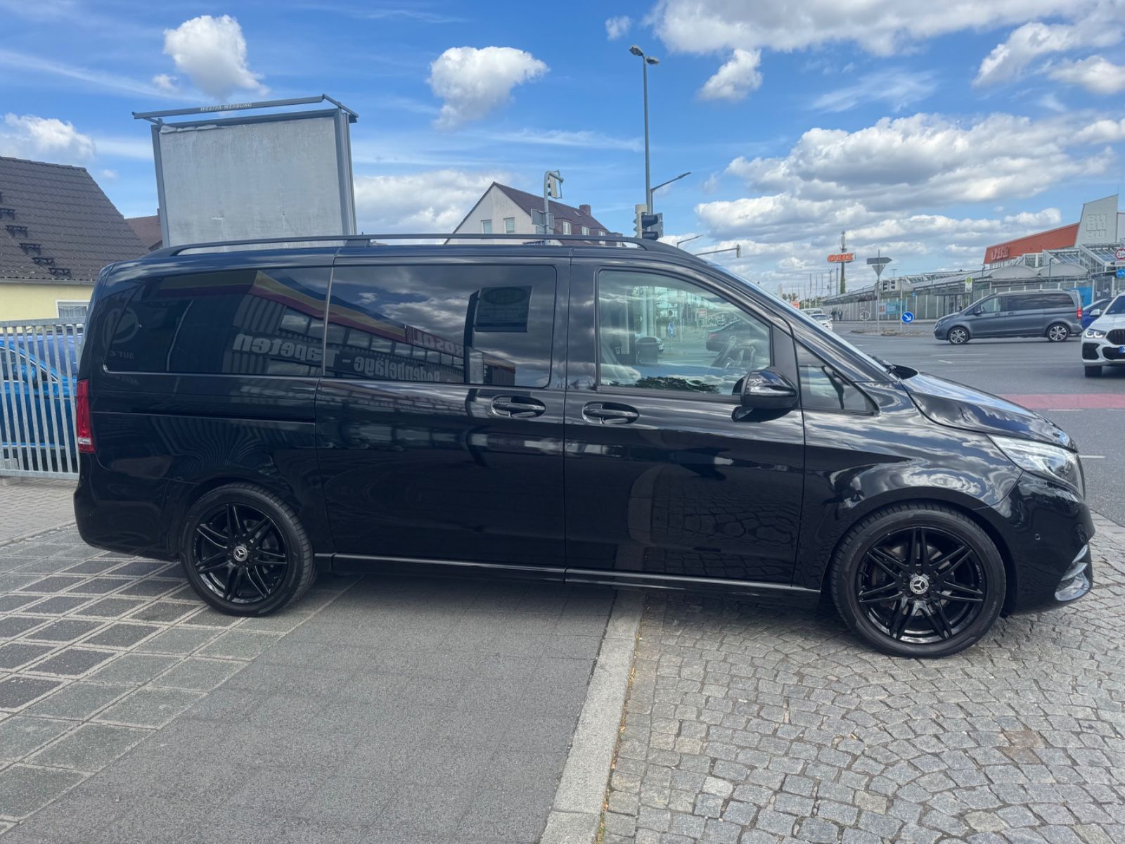 Mercedes-Benz V 250 d EXCLUSIVE EDITION - Samsaru's Car Outlet