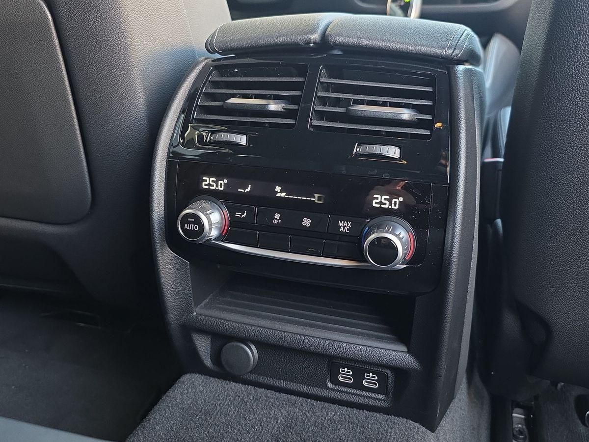 BMW 530 d M-Sport LASER H-UP LEDER AHK 4Z-KLIMA ACC
