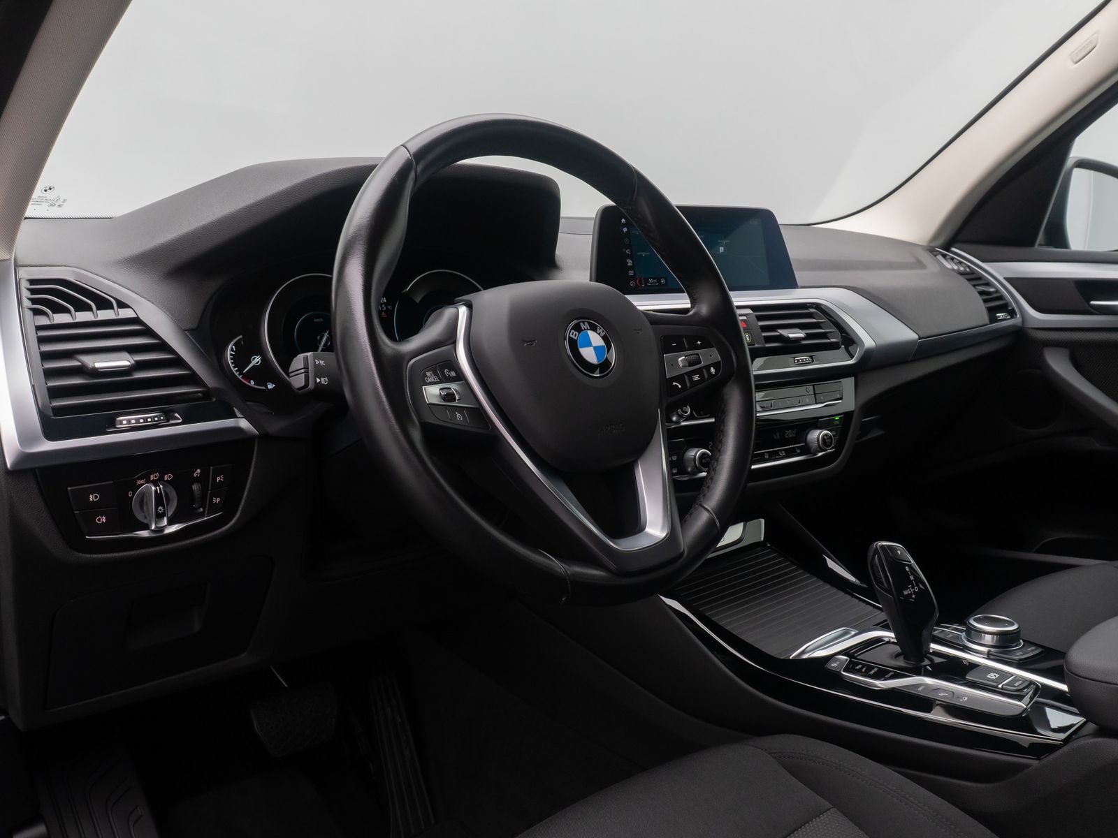 BMW X3 xD30e Kamera HUD DAB Komfort Sport LED 18Zoll