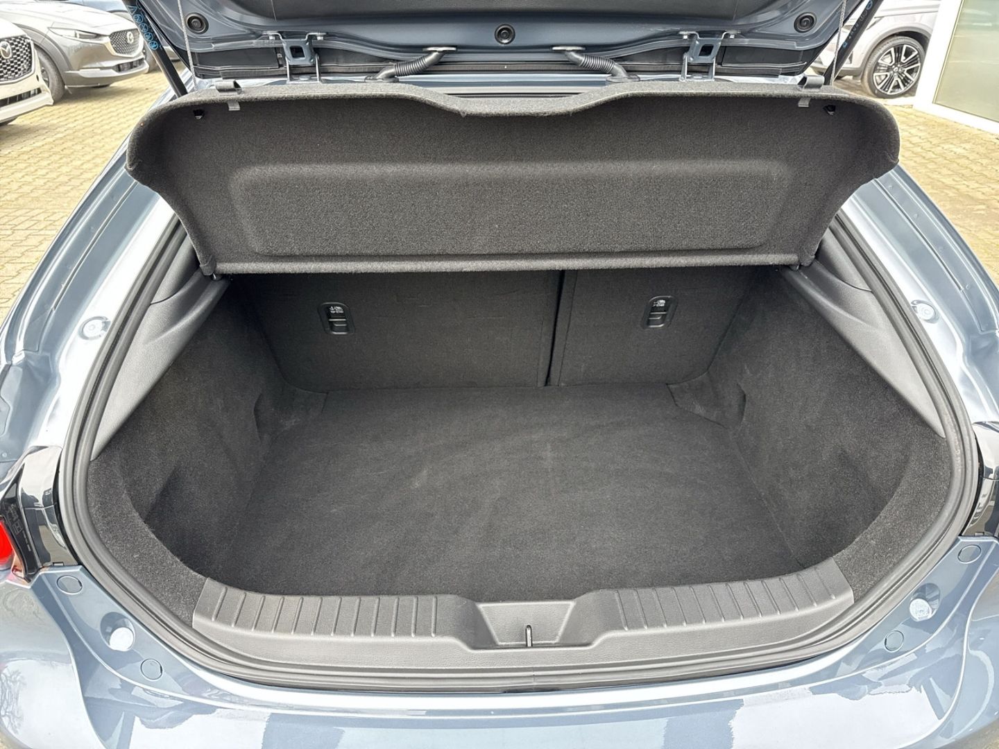 Mazda 3 SKY.-X 186 Exclusive-Line HUD Navi LED ACC App