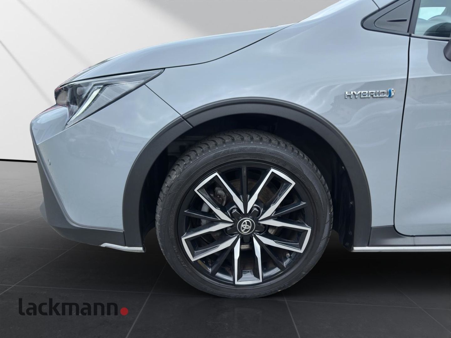 Toyota Corolla 1.8 Hybrid TS - Samsaru's Car Outlet
