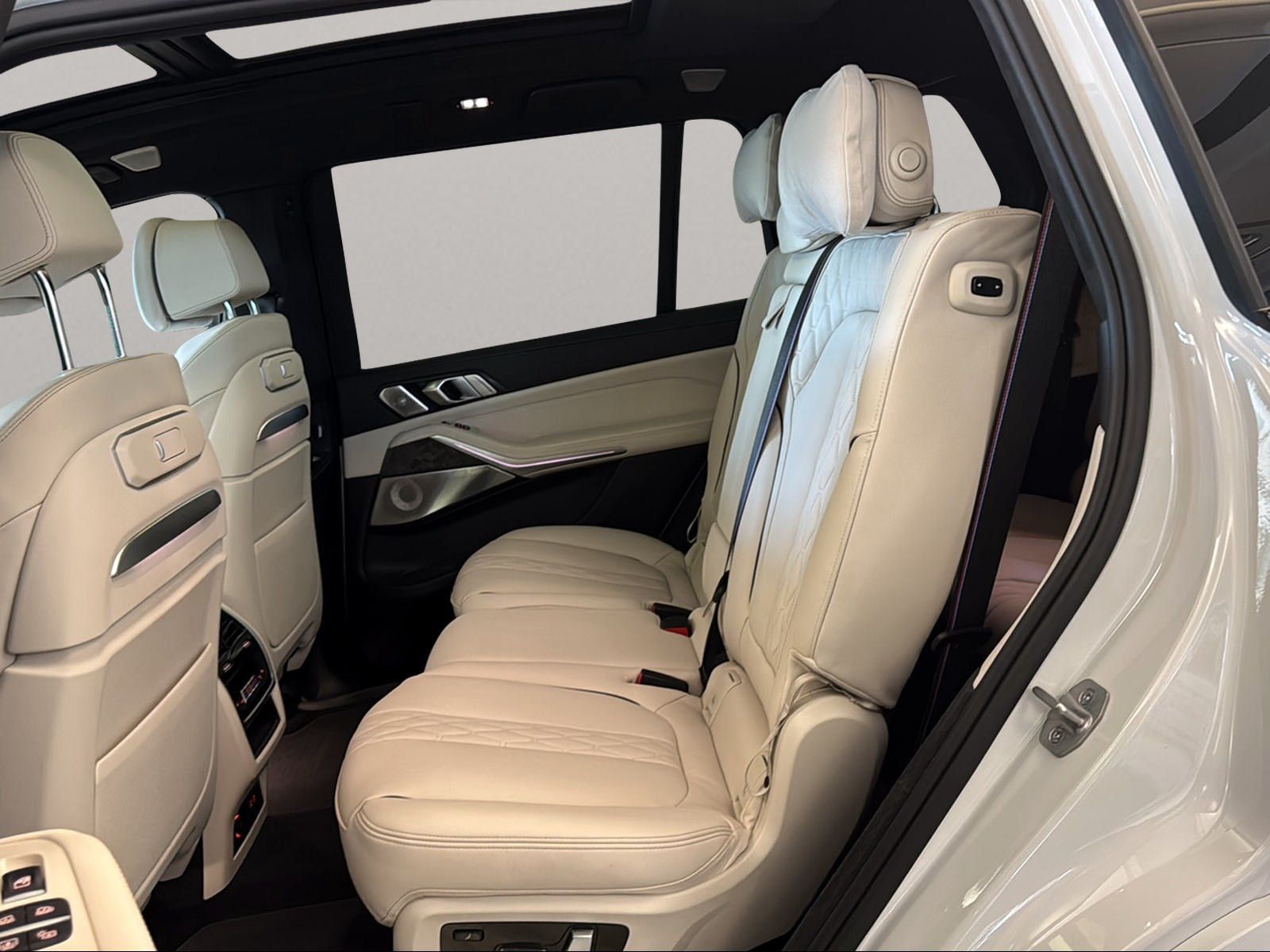 BMW X7 xDrive40d M Sport Standheizung Massage AHK