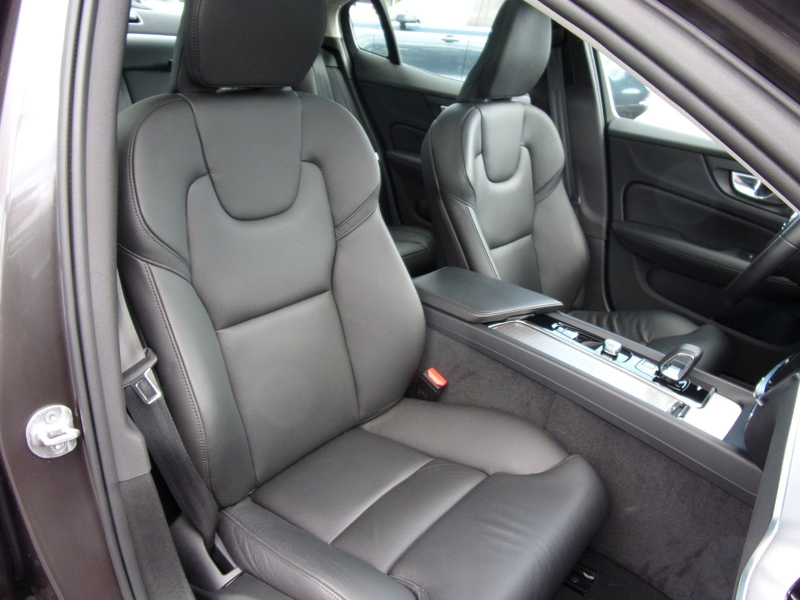 Volvo S60 B4 Lim. Plus Dark