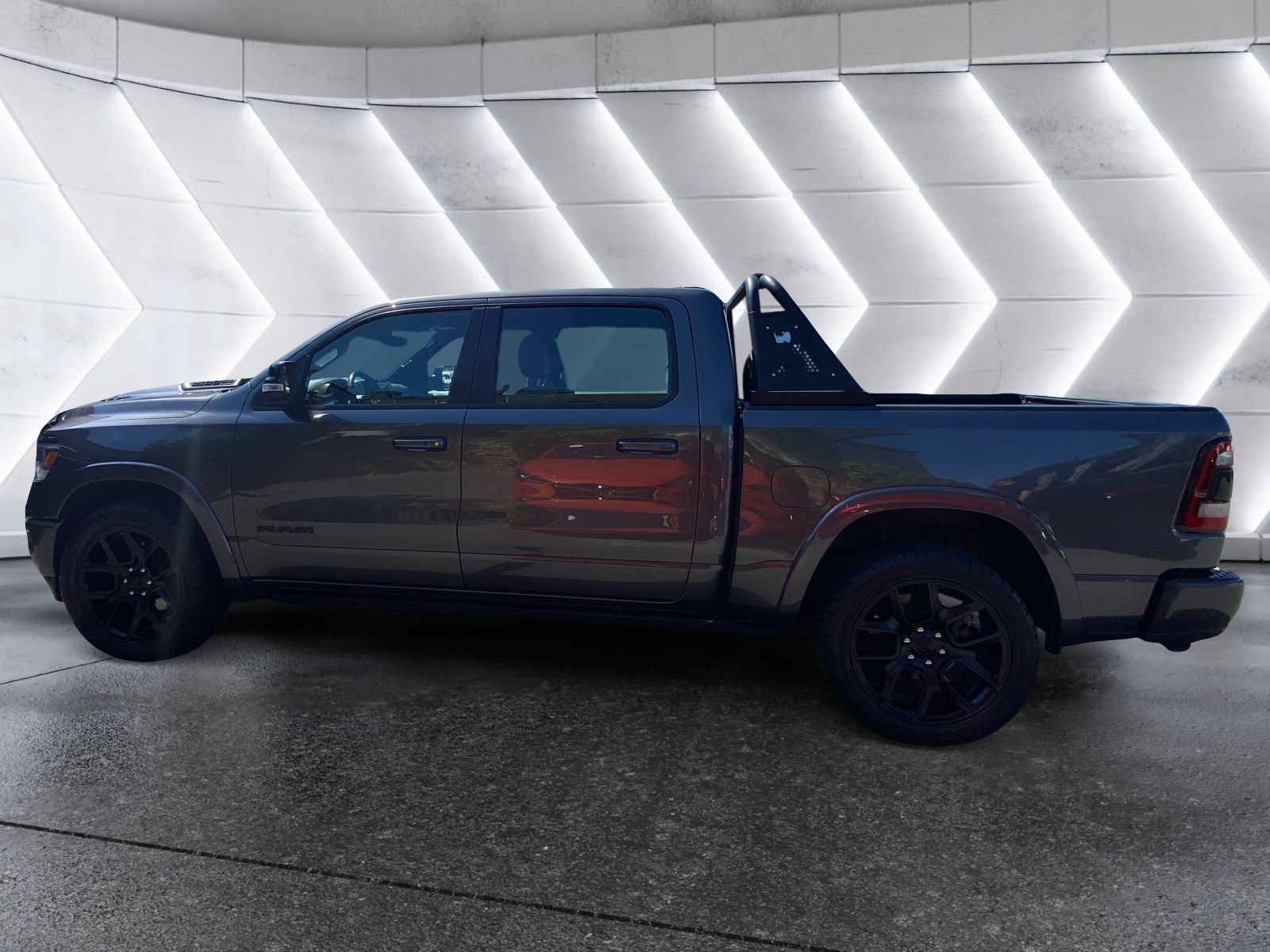 Dodge RAM 1500 Laramie Night LED AHK Winterp. Shz. BT