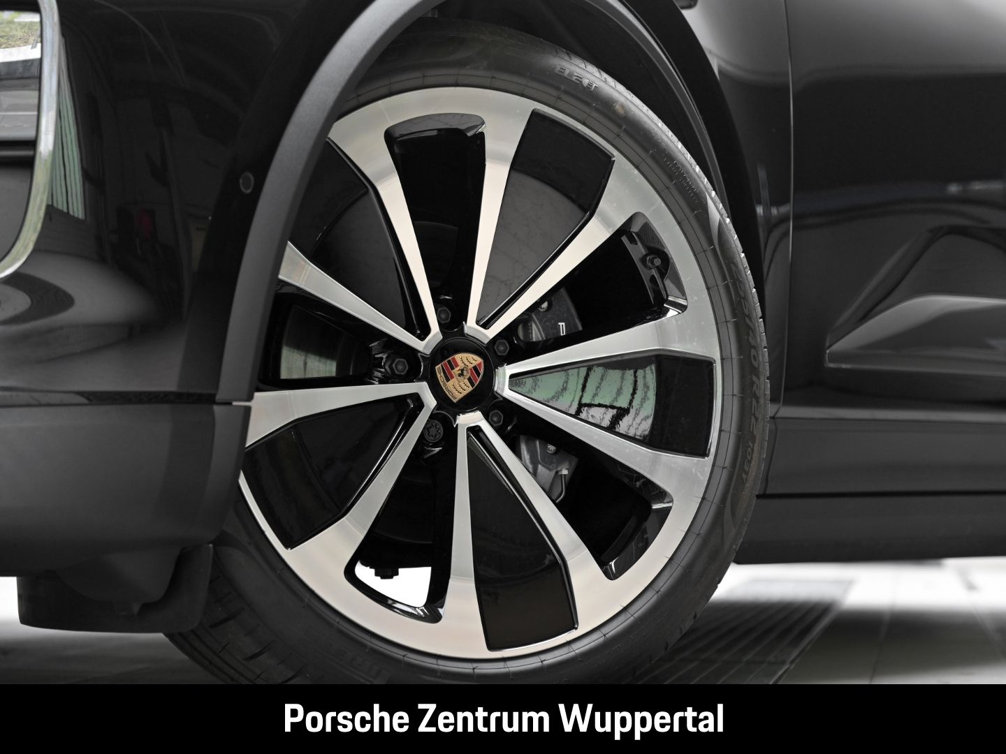 Porsche Macan 4 InnoDrive Surround-View LED-Matrix BOSE