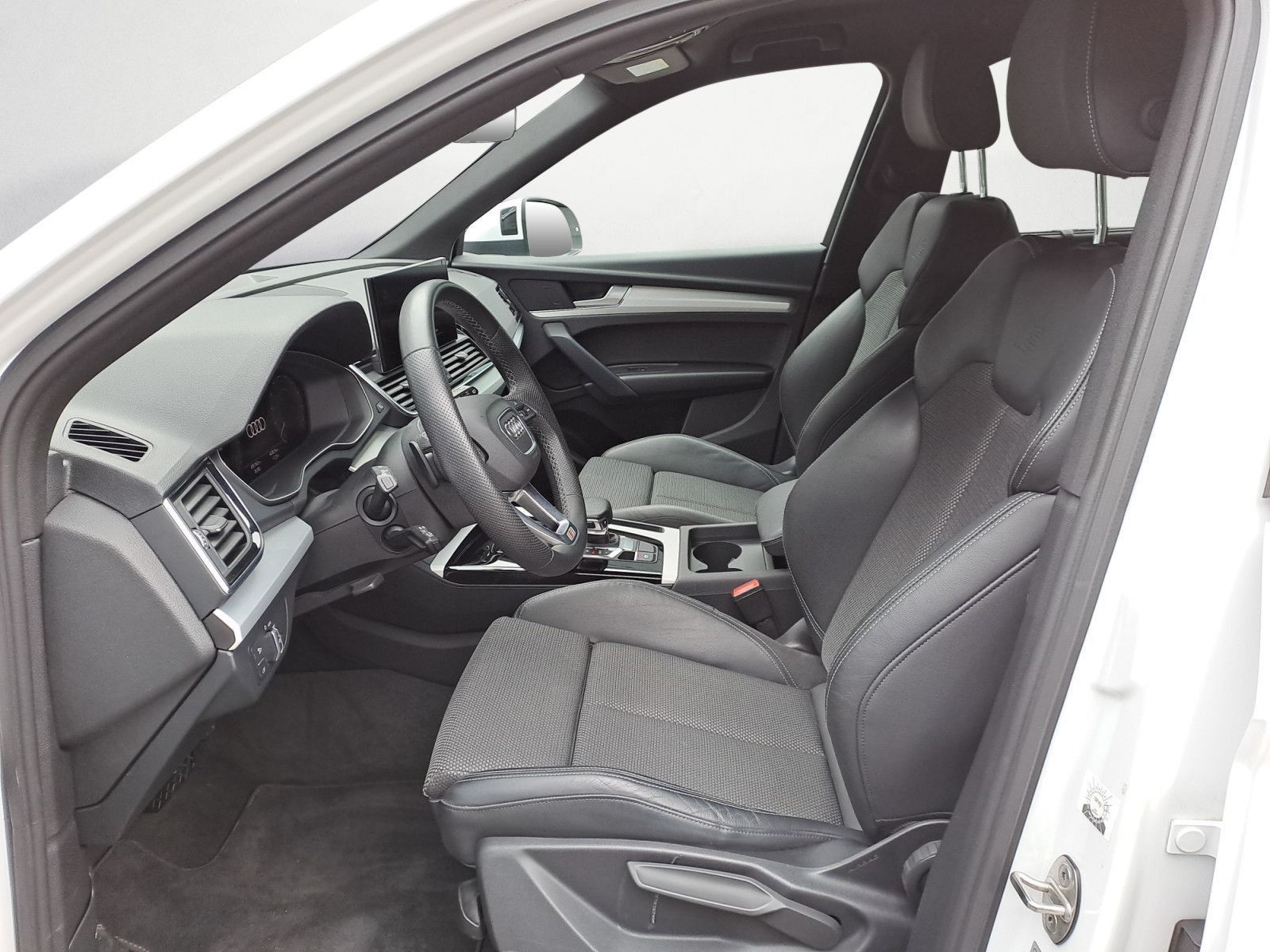 Audi Q5 Sportback  50 TFSIe quattro S-Line AHK Matr 5