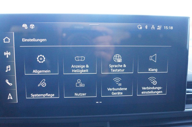 Audi A4 Avant S-Line 40TFSI - Samsaru's Car Outlet