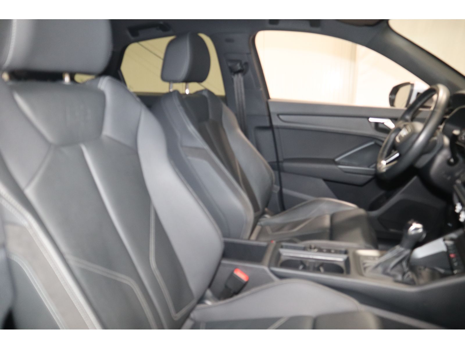 Audi Q3 Sportback 35 TDI quattro - Samsaru's Car Outlet