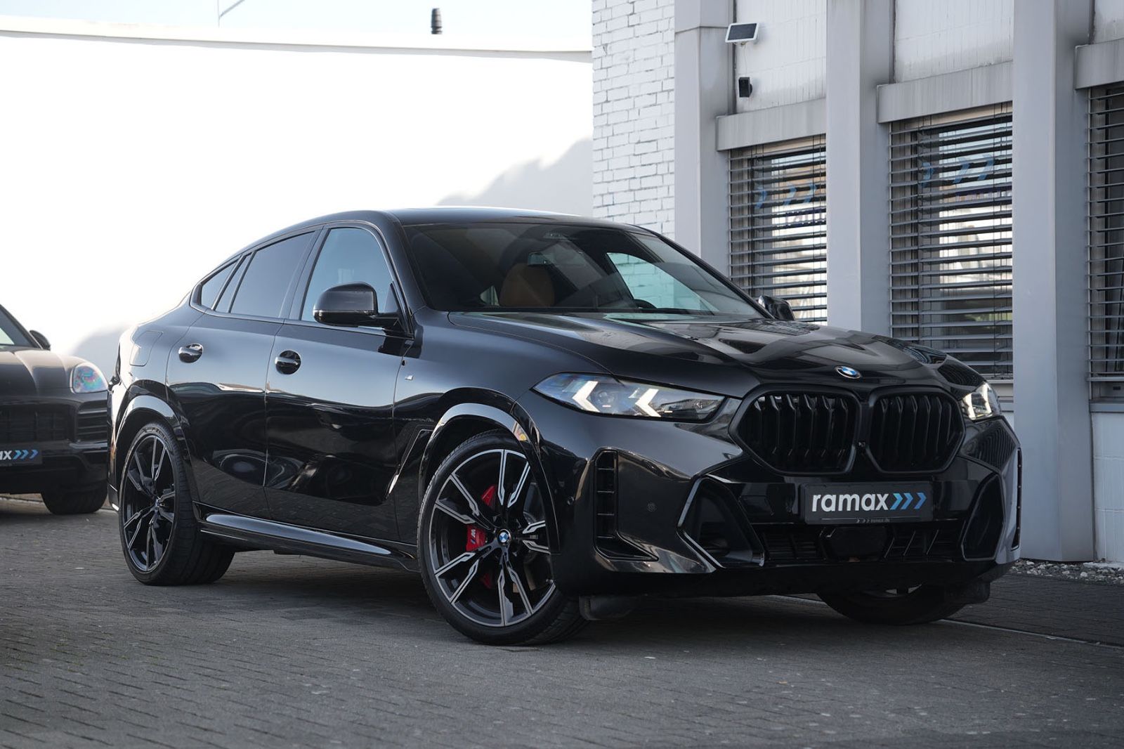 BMW X6 xDrive30d M Sport - Samsaru's Car Outlet