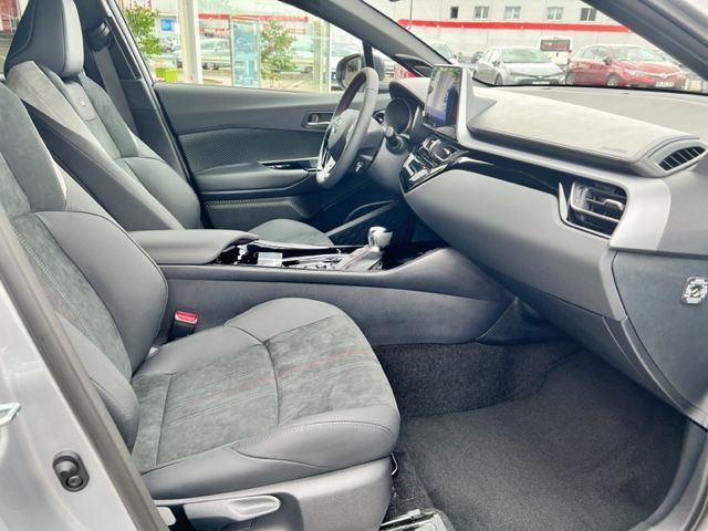 Toyota C-HR Hybrid GR Sport - Samsaru's Car Outlet