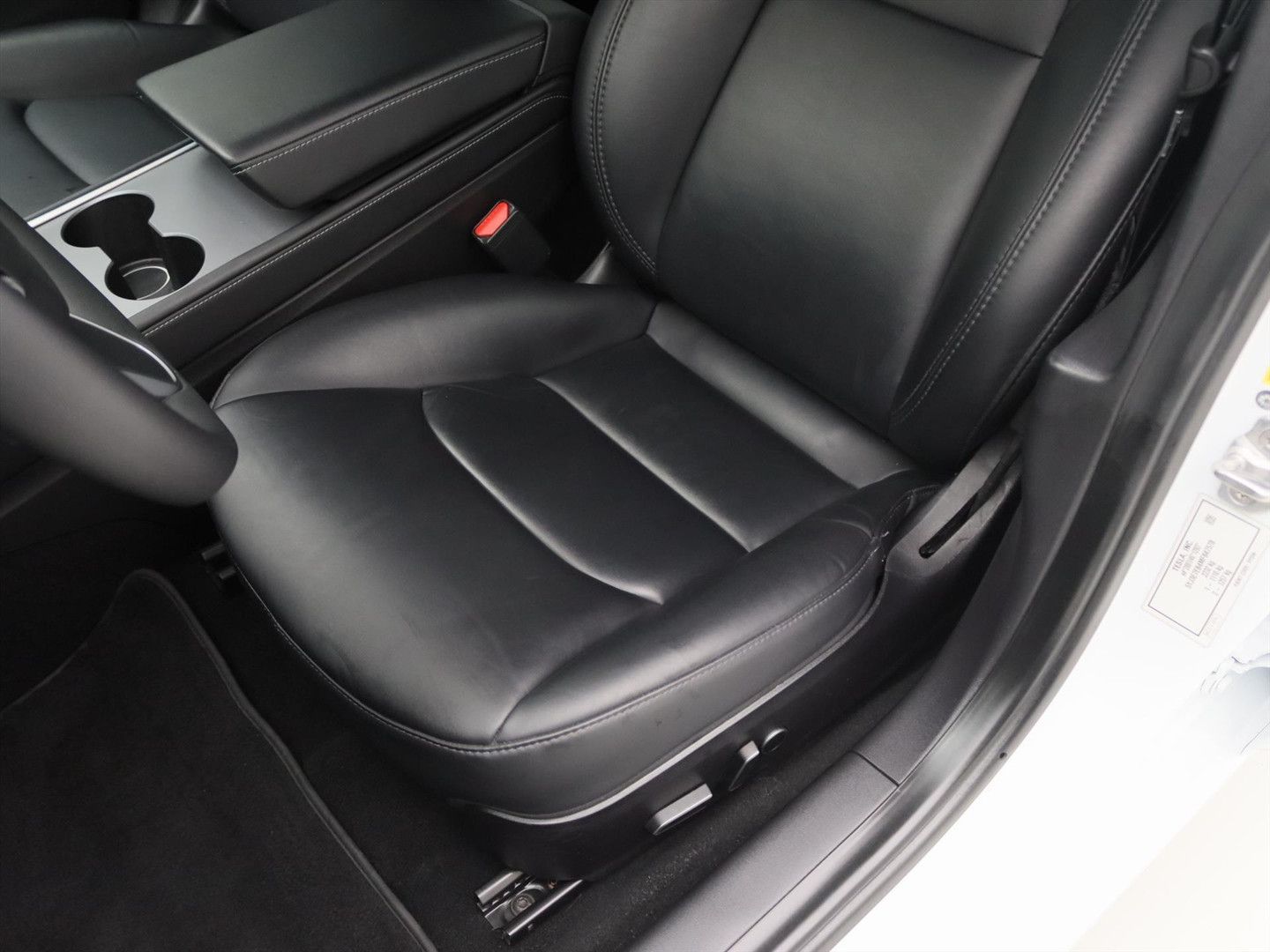 Tesla Model 3 Long-Range AWD 351pk 75 kWh 92% SoH FACE